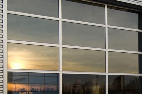 glass-commercial-overhead-doors-portland-oregon-600x400
